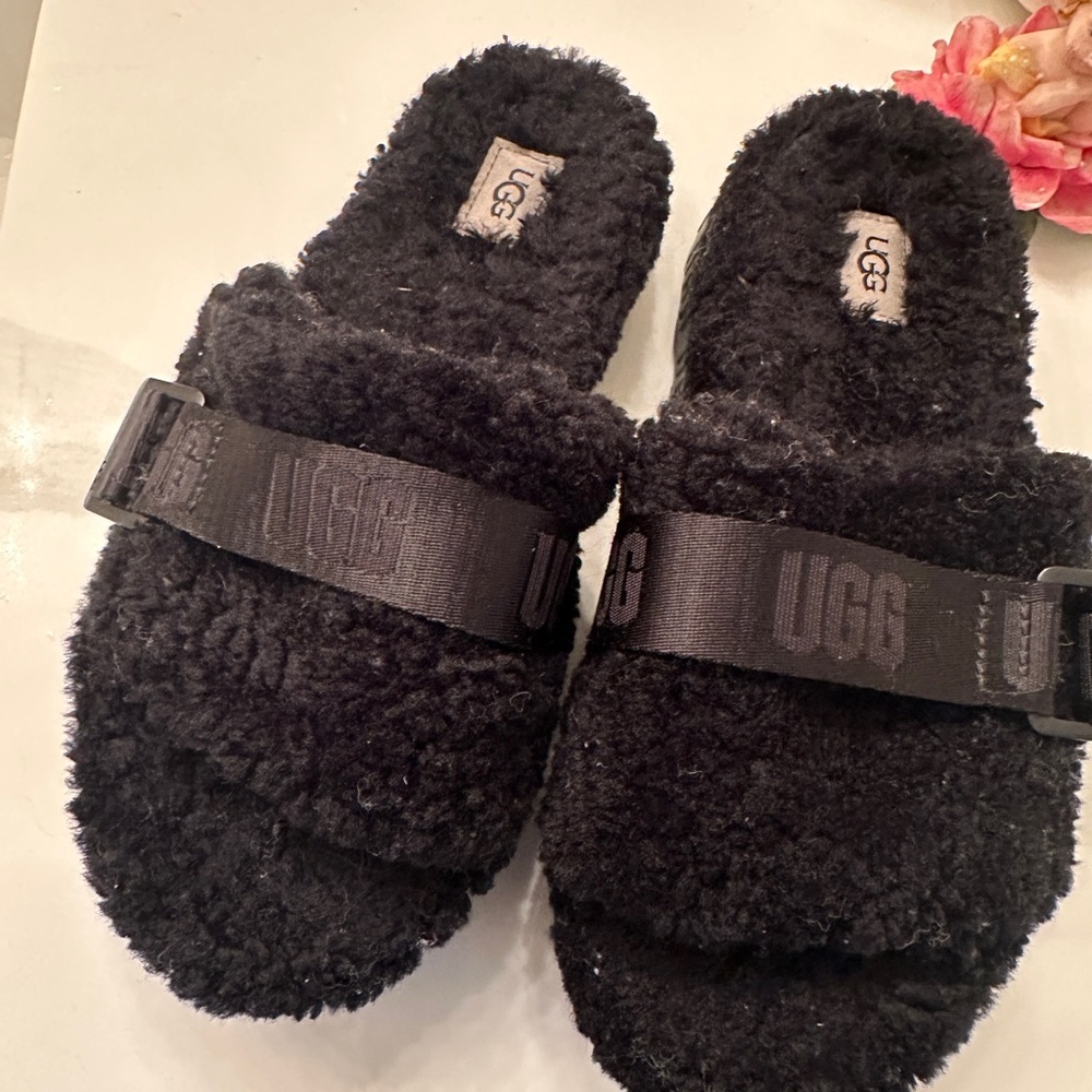 UGG Black Fuzzy Slide Slippers